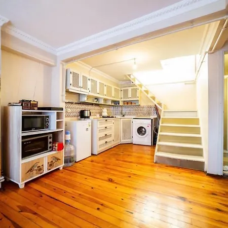 Taksim Funhouse Appartement *